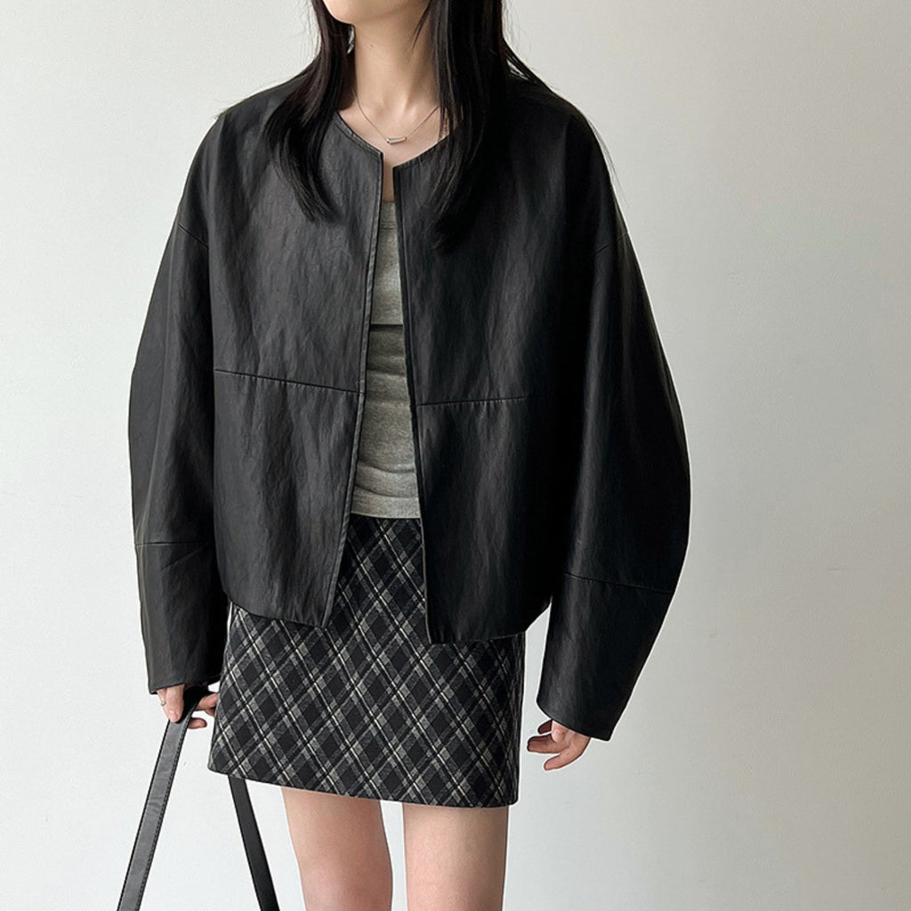 BALANCE Minimal Bomber Jacket