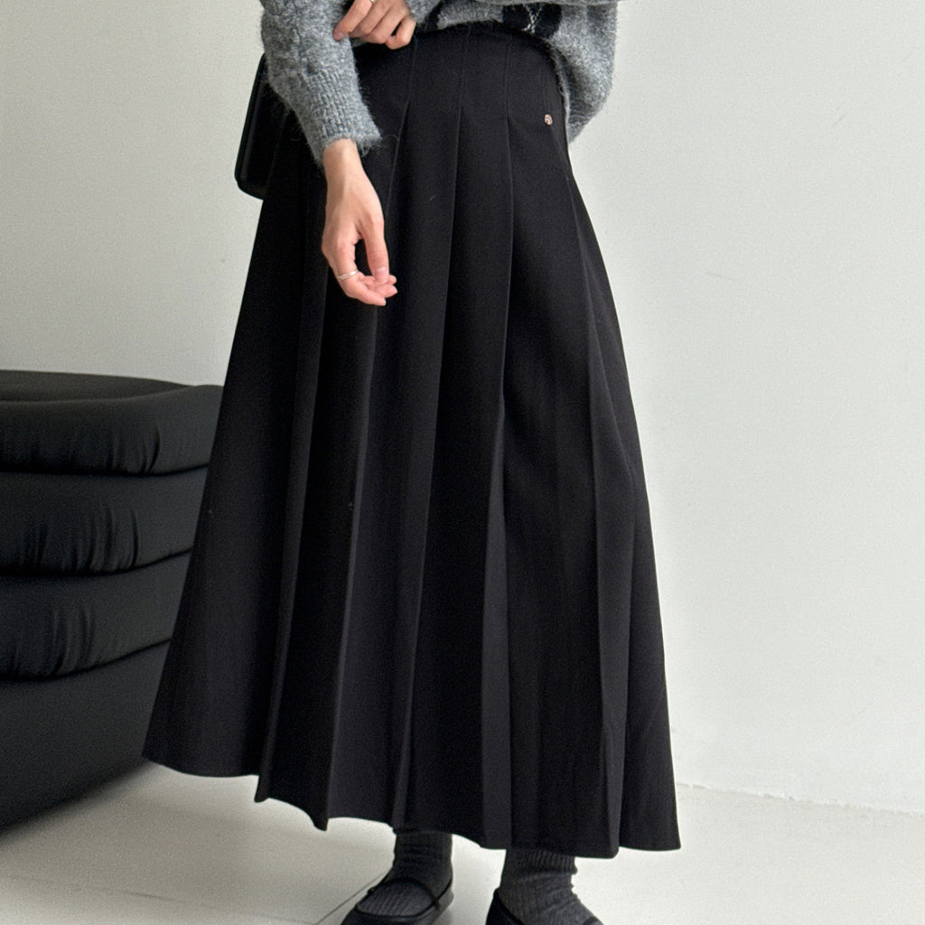 BALANCE Pleated Midi Skirt