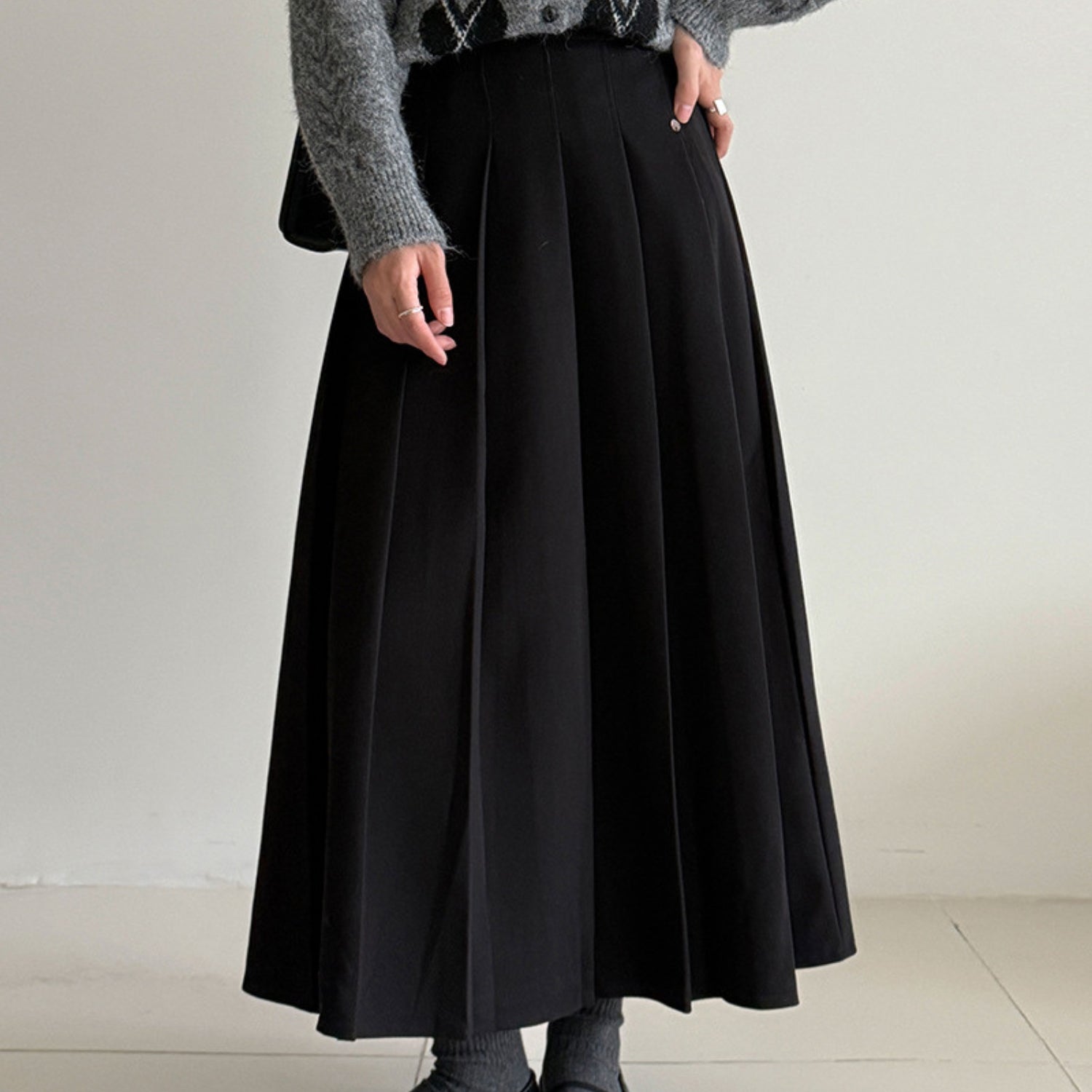 BALANCE Pleated Midi Skirt